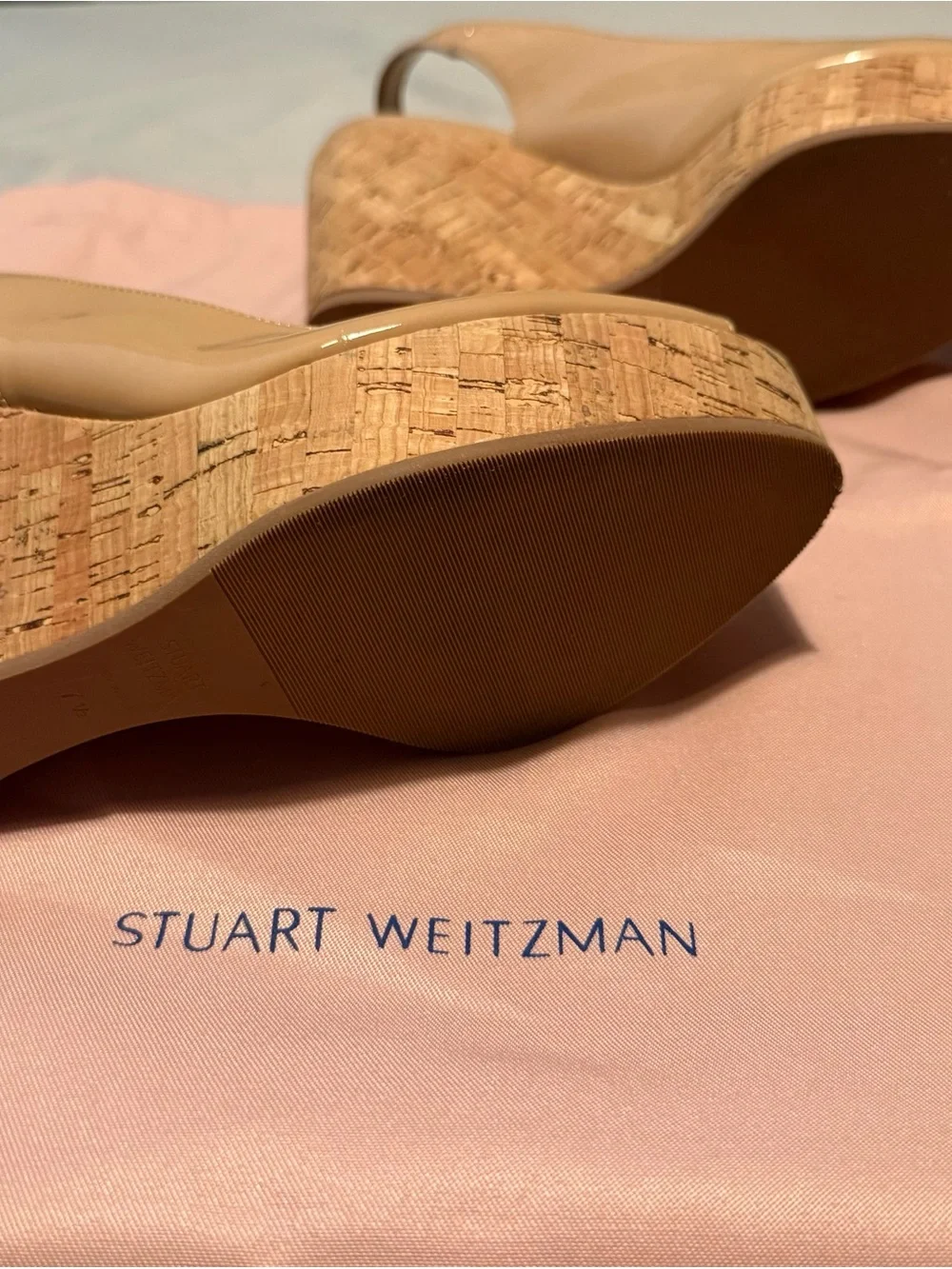 Stuart Weitzman Beige Patent Cork Wedge Slingbacks NIB Size 7.5 - Picture 4 of 9
